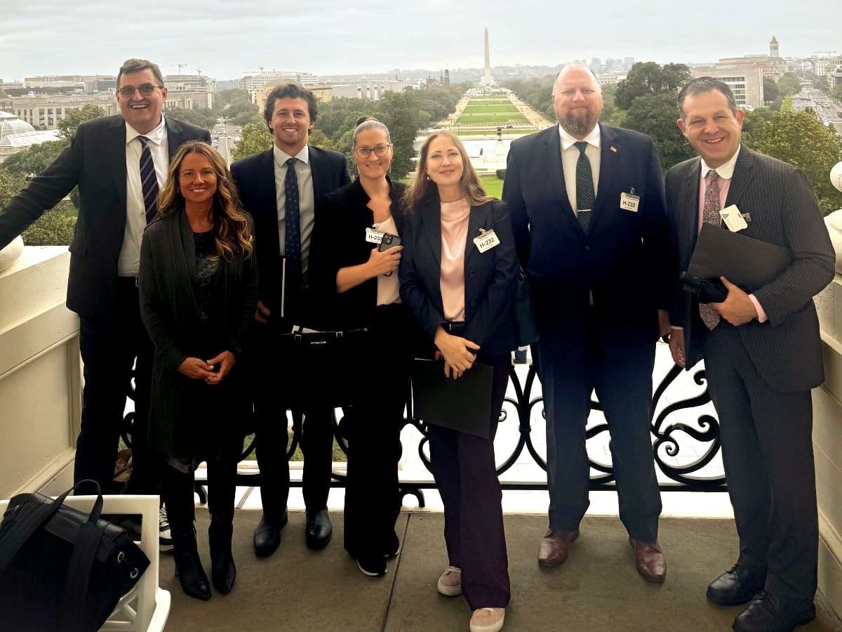 U.S. Hemp Roundtable Hits Capitol Hill with Strong Message: Regulate, Don't Ban Hemp!